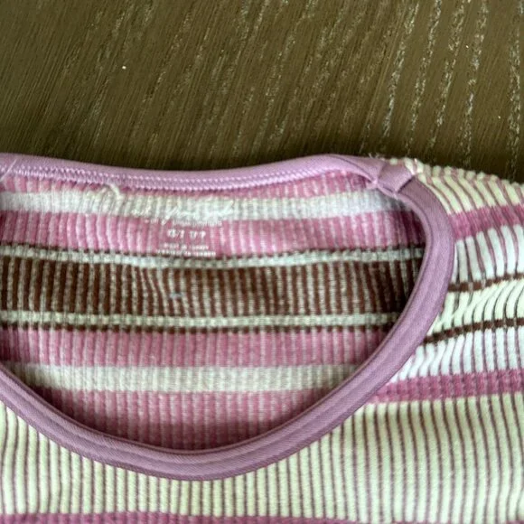 Urban Outfitters Tee - Picture 2 of 3